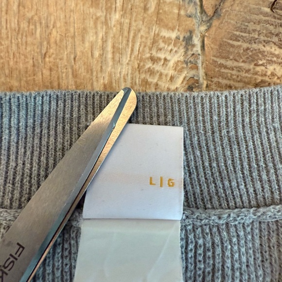 Lole Gray lightweight Sweater with Black Accents. Size L - Picture 6 of 7